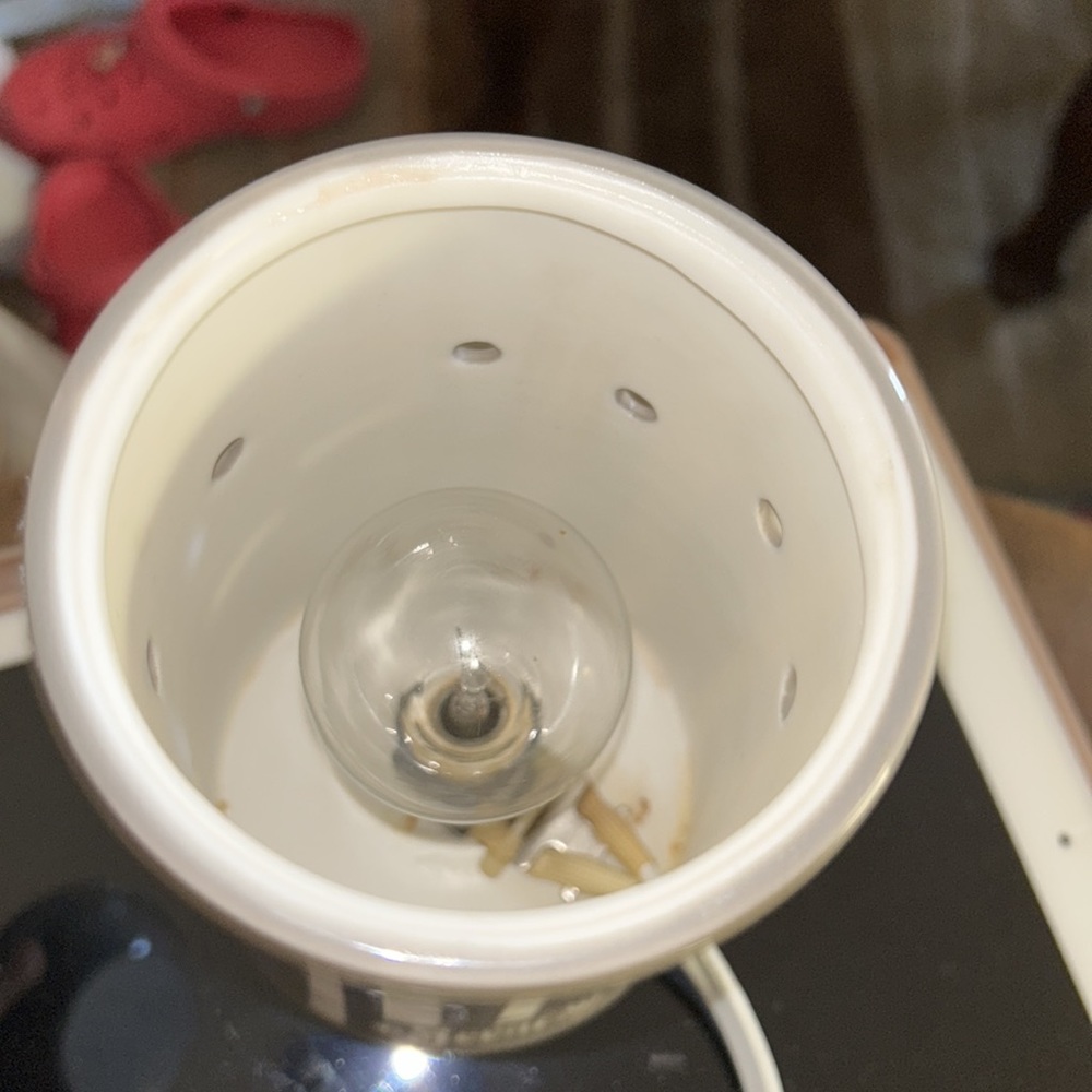 Scentsy tree wax warmer - Picture 7 of 8
